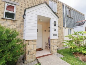 Exterior detail - Trouts Reach (Falmouth)