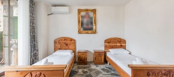 Kanuni - Authentic Albanian House