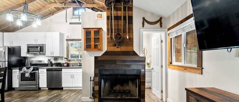 Refrigerador, microondas, horno, placa de cocina