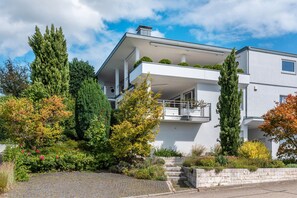 Exterior - Studio 'Die Ferienwohnung' with Private Terrace and Wi-Fi (Bad Bellingen)