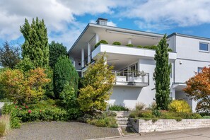 Exterior - Studio 'Die Ferienwohnung' with Private Terrace and Wi-Fi (Bad Bellingen)