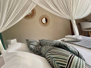 1 chambre, coffres-forts dans les chambres, bureau