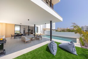 Garden - Protaras Aqua Pearl Villa 9 (Paralimni)