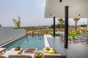 Pool - Protaras Aqua Pearl Villa 9 (Paralimni)