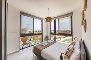 5 bedrooms, cribs/infant beds, bed sheets - Protaras Aqua Pearl Villa 9 (Paralimni)