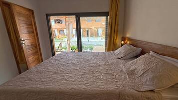 1 bedroom, iron/ironing board, free WiFi, bed sheets