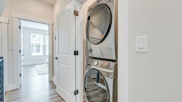 Apartemen (3 Bedrooms) | Interior