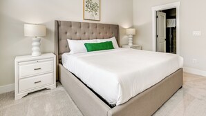 شقة (3 Bedrooms) | المنشأة من الداخل