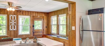 Cozy Cottage: Near Ski Bretton Wood & Franconia