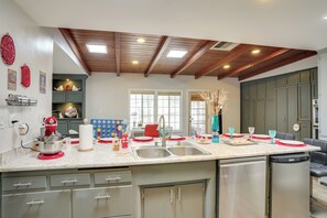 Casa (2 Bedrooms) | Interior