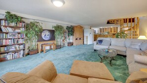 Rumah (5 Bedrooms) | Interior