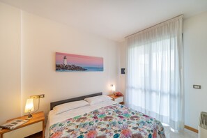 4 chambres, accès à Internet, literie fournie