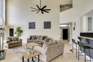 House (5 Bedrooms) | Interior - Outdoor Entertainment Area: Spacious Midland Home! (Midland)