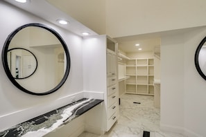 บ้านพัก (5 Bedrooms) | ภายใน