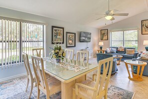 House (2 Bedrooms) | Interior - 5 Mi to Fort Myers Beach: Home w/ Large Yard! (Fort Myers)