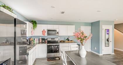 5 Mi to Amerson River Park: Family-friendly Home