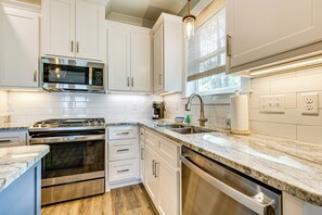 Apartment (1 Bedroom) | Interior