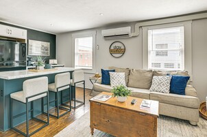 Apartment (3 Bedrooms) | Front of property