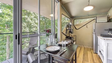 House (1 Bedroom) | Interior