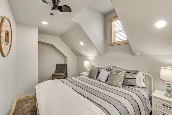 House (3 Bedrooms) | Interior