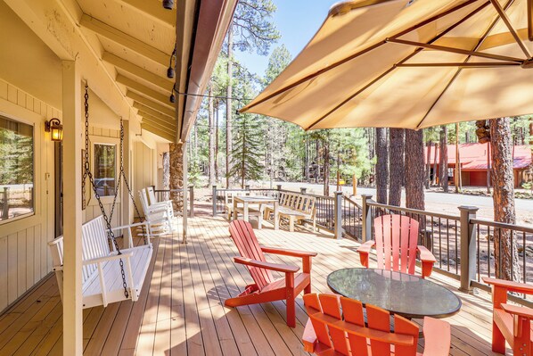 House (5 Bedrooms) | Front of property - Spacious Decks: Family Pinetop Country Club Home (Pinetop)