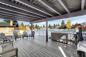 Terrace/patio - 625 Alpine Drive 4 Bedroom Home (South Lake Tahoe)