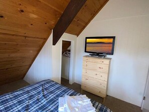 Cabin, 2 Bedrooms | 2 bedrooms