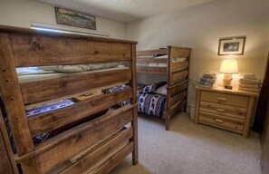 House, 3 Bedrooms | 3 bedrooms - 2186 Morro Drive 3 Bedroom Home (South Lake Tahoe)