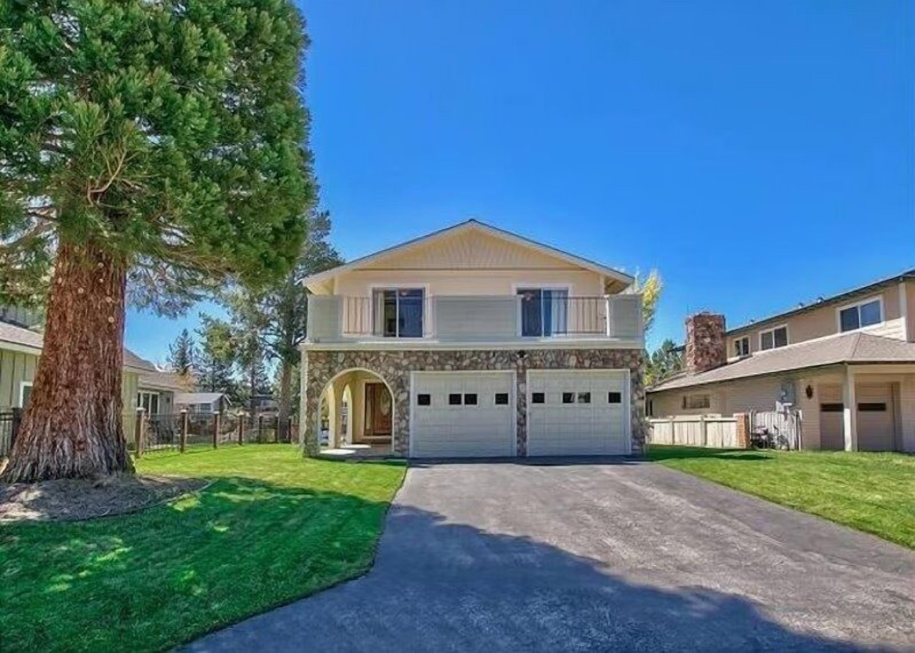 House, 3 Bedrooms | Exterior