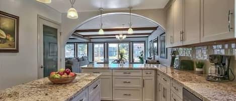 Maison, 3 chambres | Cuisine privée