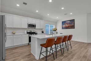 Hus - 3 sovrum | Eget kök | Kylskåp, ugn, kaffe- och tebryggare och brödrost