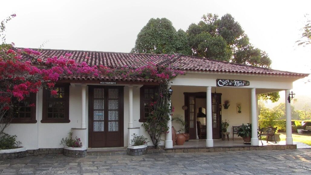 Fachada da propriedade