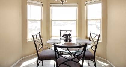 Dog Friendly Phoenix Home: Near Stadium & Westgate