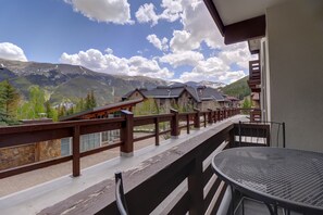 Condo, 2 Bedrooms | Property grounds - Pp212 Passage Point 2 Bedroom Condo (Copper Mountain)