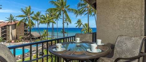 Appart'hôtel, 2 chambres | Restauration extérieure