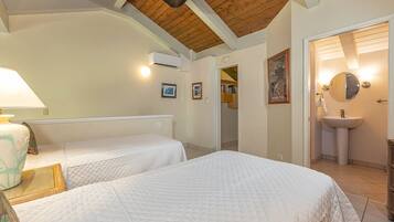 Condo, 2 Bedrooms | 2 bedrooms, iron/ironing board, free WiFi