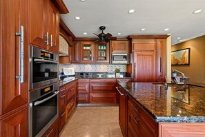 Apartment, 1 Schlafzimmer | Eigene Küche | Kühlschrank, Ofen, Wasserkocher mit Kaffee-/Teezubehör, Toaster