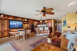 Leilighet, 1 soverom | Oppholdsområde | Smart-TV