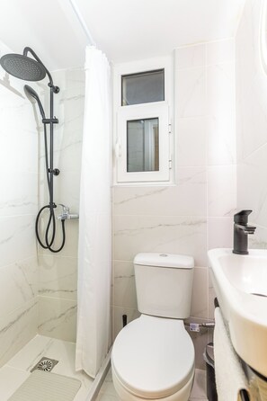 Appartement, 1 slaapkamer | Badkamer