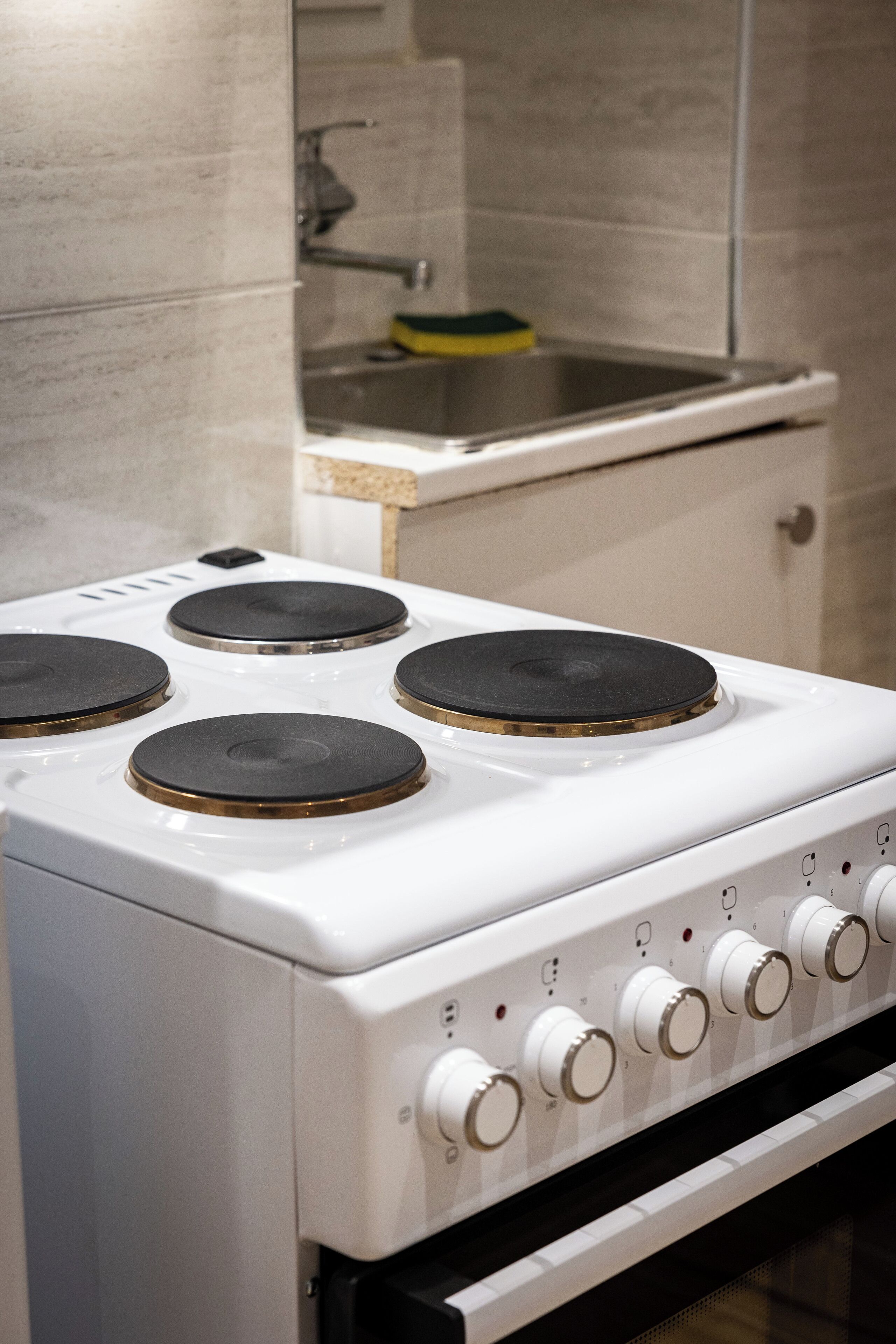 Apartment, 1 Bedroom | Private kitchen | Mini-fridge