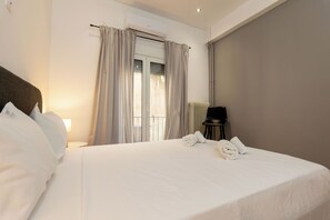 Apartment, 1 Bedroom | Iron/ironing board, free WiFi