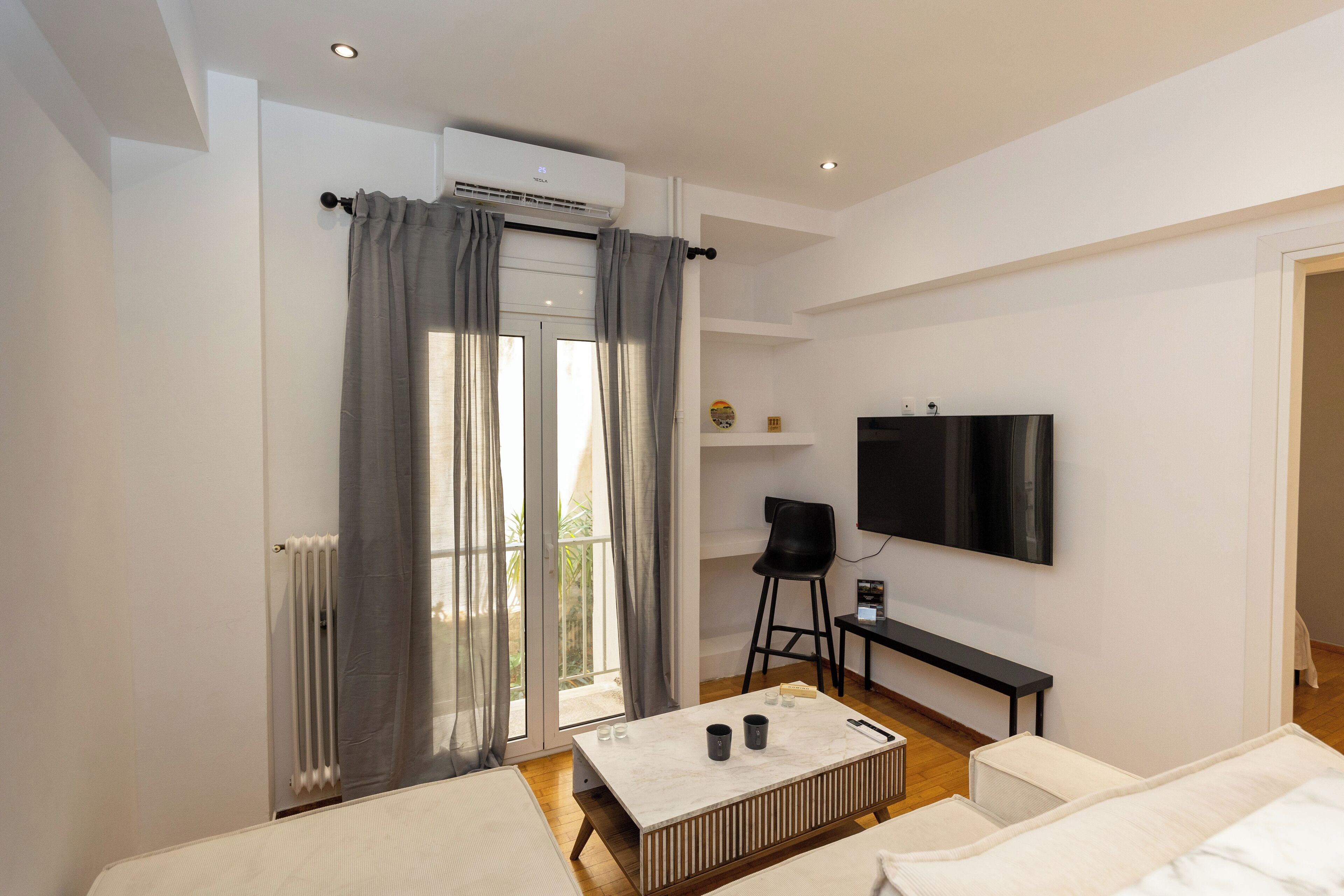 Apartment, 1 Bedroom | Iron/ironing board, free WiFi