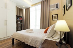 Apartment, 2 Bedrooms, Accessible, Patio | 3 bedrooms - Elegant 2BR Apartment in Upscale Fort BGC Fast Wifi (Taguig)