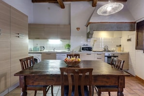 Private kitchen - Niche - View of the Buontalenti Lantern (Florence)
