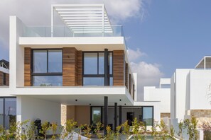 House | 5 bedrooms