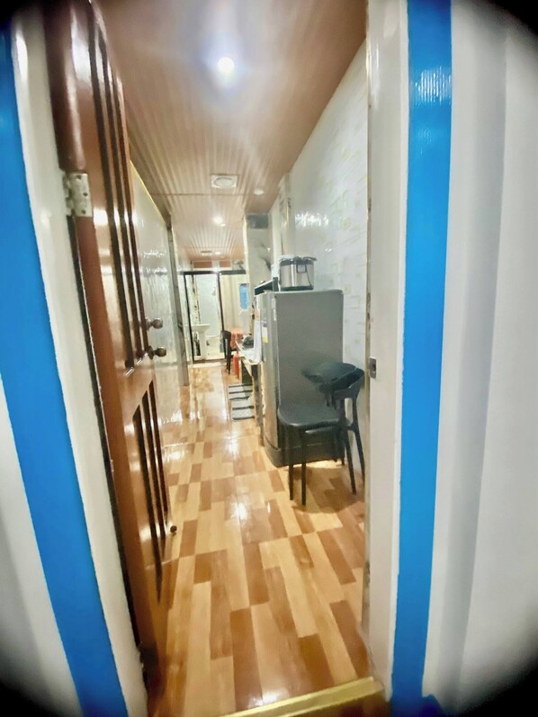 Room, 1 Bedroom, Smoking | Property entrance