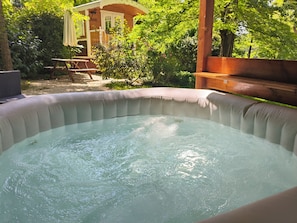 Hot tub