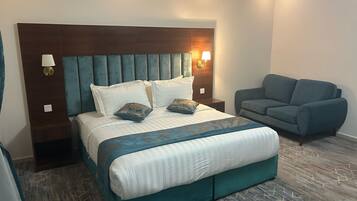 Studio | Blackout drapes, iron/ironing board, free WiFi