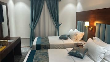 Studio | Blackout curtains, iron/ironing board, free WiFi