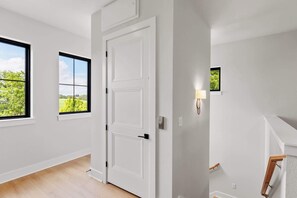 Interior - The 565 Villa | Concierge Services (Kingsland)